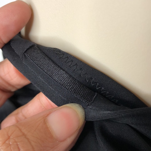 NWT Reebok Women's Solid Zip-Pocket Bikini Bottom Black SIZE 14 PLUS SIZE - Picture 3 of 9